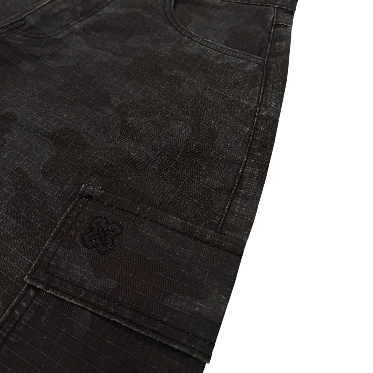 DRKCAMO CARGO PANTS